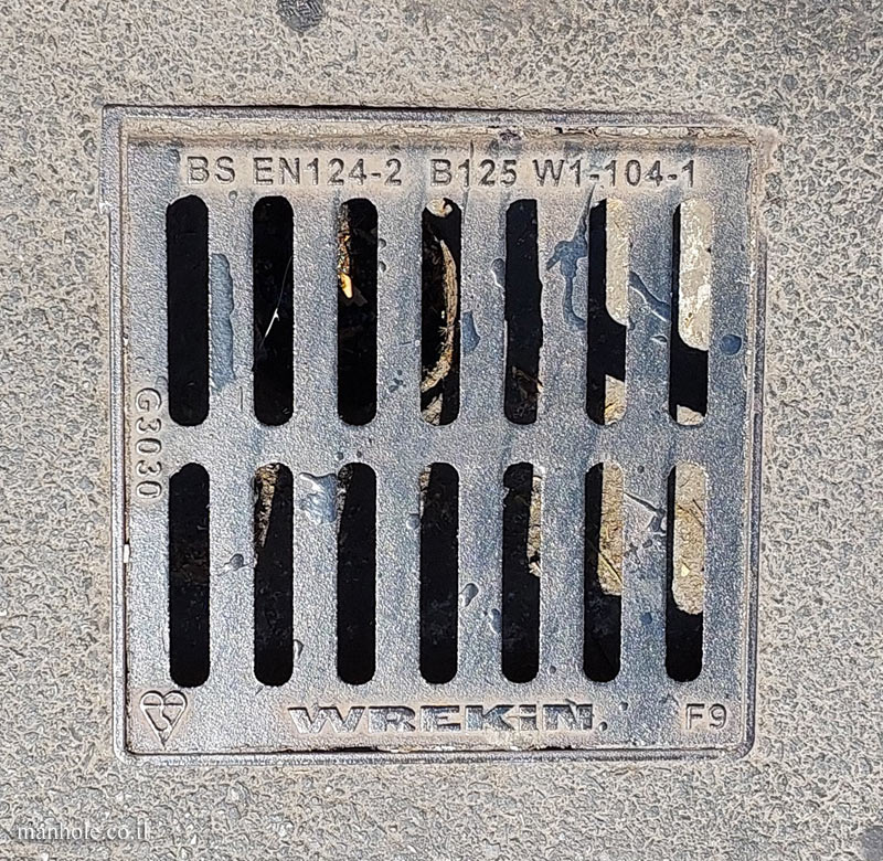 London - Square mesh drain - Wrekin