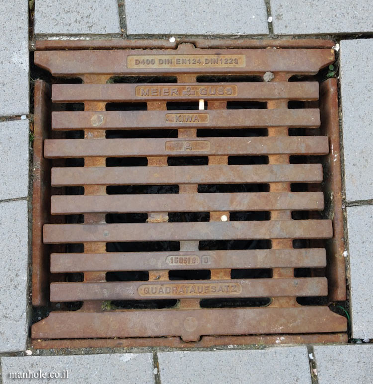 Bad Vilbel - square drain cover
