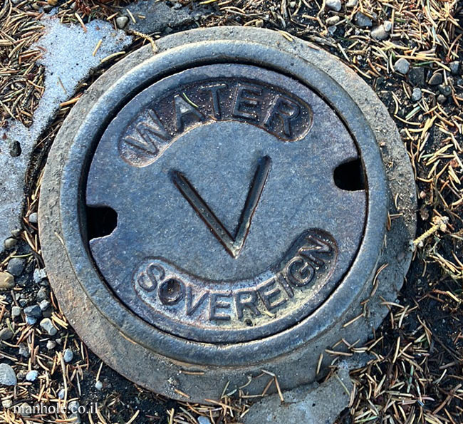 Calgary - A small water manhole cover