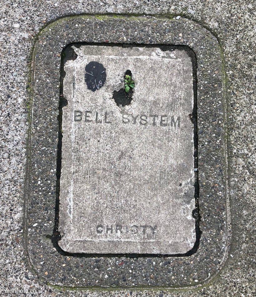 San Francisco - Communication - Bell System - Concrete cover